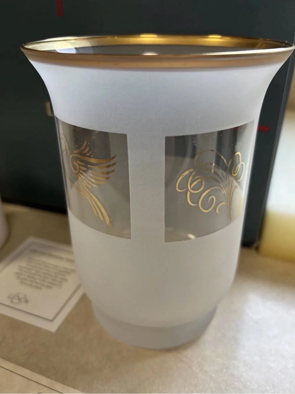 New Lenox Gold Club Limited Edition Christmas Votive Candle Holder w/ Candle